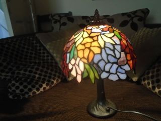Stunning Large Vintage Tiffany Style Table Lamp Stylish Lamp Take A Look