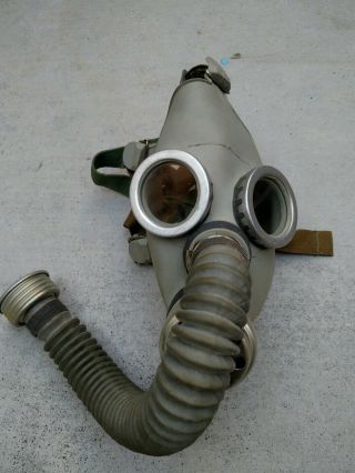 Ussr Cold - War Era Russian Gray Rubber Gp - 5 Gas Mask - Child Size Vtg Soviet