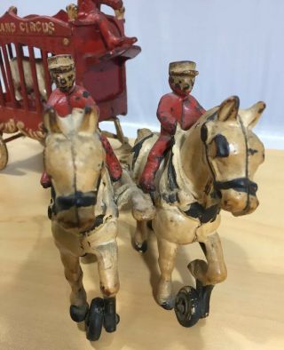 Antique KENTON Circus wagon cast iron horse drawn with riders and polar bear 4