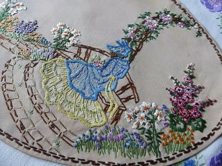 VINTAGE HAND EMBROIDERED TRAY CLOTH/TABLE TOPPER - CRINOLINE LADY 2