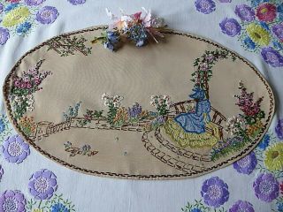 VINTAGE HAND EMBROIDERED TRAY CLOTH/TABLE TOPPER - CRINOLINE LADY 4