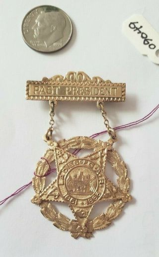 Outstanding Gold Ladies Of The Gar Engraved Past President Medal 1933 Gar