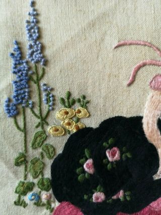 VINTAGE EMBROIDERED CRINOLINE LADY COUNTRY COTTAGE GARDEN PANEL 4
