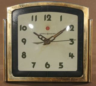 Vintage 1939 - 1941 4h78 General Electric Clock Art Deco Metal Case Runs Quietly