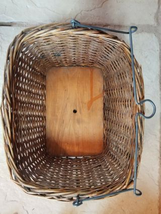 185,  Vintage ROUND Clothes Pins Wooden Rustic Primitive Crafting Laundry Basket 6