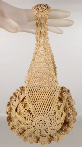 Antique Vtg 1920s 1930s Hand Made Crochet Wrist Yarn Holder Ecru Flower Sewing