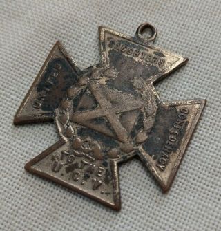 Confederate Southern Cross of Honor Medal Daughters of the Confederacy to UCV 4