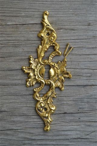 A Quality Brass Rococo Keyhole Escutcheon Armoire Wardrobe 2004