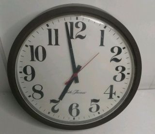 Vintage Seth Thomas Wall Clock Plastic 14 Inch School Clock Office Clock.