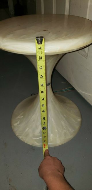 Mid Century lucite/plastic Tulip base Stool RARE 7