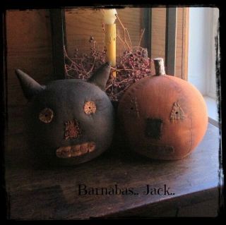 2 Primitive Halloween Jack O Lantern Pumpkin Head & Black Cat Head Sitter Dolls