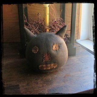 2 Primitive Halloween Jack O Lantern Pumpkin Head & Black Cat Head Sitter Dolls 3