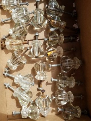 25 VINTAGE CLEAR GLASS DRAWER PULLS W/HARDWARE 2