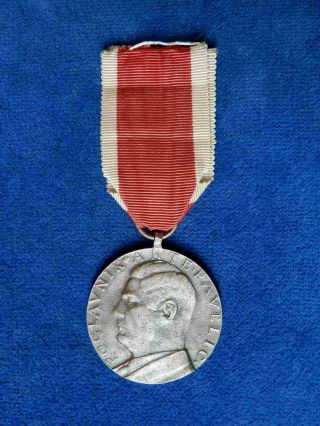 Croatia.  Hrvatska.  Ndh.  Ww2 Big Silver Bravery Medal.  Order