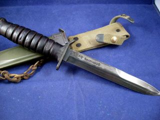 Wwii Us M3 Fighting Knife - Blade Marked Us M3 Camillus - Correct M8 Scabbard