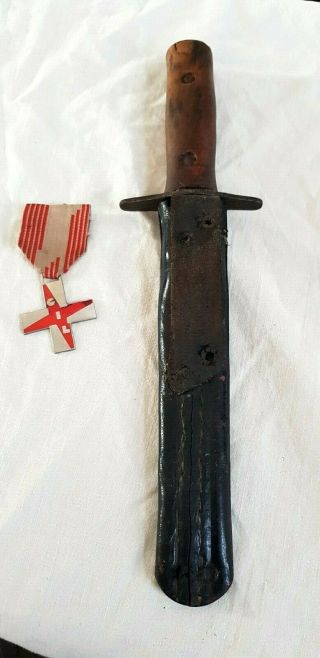 Italian Fascist Dagger & Medal WW II G.  I.  L.  Authentics 1937 - 1944 Daga mvsn 12