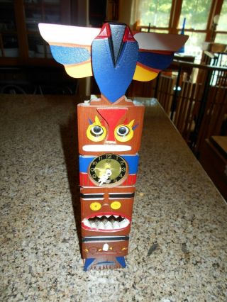 Vintage Mi - Ken ??? Animated Wood Totem Pole Clock Moving Eyes Japan With Key