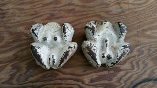2 Small Vintage Cast Iron Frogs w/ Male and Female Parts.  Chippy Paint 6