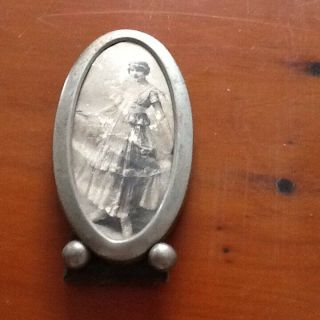 Vintage Art Deco Silver Coloured Oval Photo Frame Velvet Back