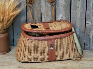 Vintage Old Fishing Creel Basket W/ Lure Primitive Father 