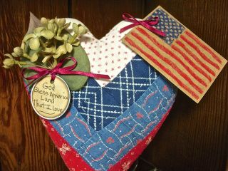 HEART from 1880 - 90s LOG CABIN QUILT PATRIOTIC GOD BLESS AMERICA BED SPRING STAND 3