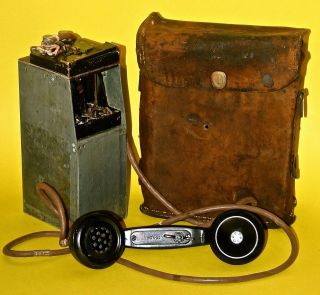 1943 WW2 U.  S.  ARMY MILITARY FIELD PHONE RADIO MODEL EE 8B LEND LEASE LEATHER CASE 3