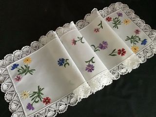 Gorgeous Vintage Hand Embroidered Table Runner Individual Florals/lace Trim
