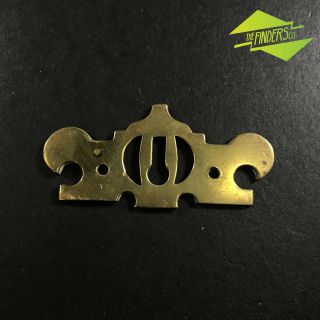 FANTASTIC ANTIQUE VINTAGE SET OF 6 SOLID BRASS KEY HOLE COVERS DRAW FURNITURE 2