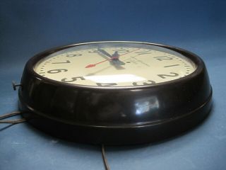 Vintage Large GE Telechron School Wall Clock w Curved Glass Lens 7
