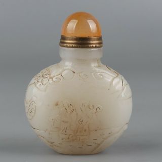 Chinese Exquisite Hand - carved the ancients Carving Hetian jade snuff bottle 4