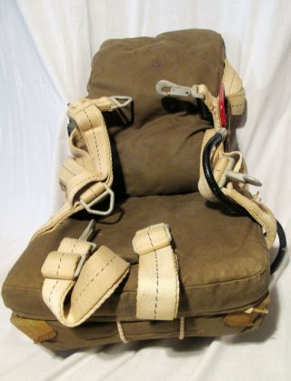 WWII AN 6510 - 1 Seatpack parachute with harness,  no silk 2