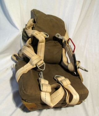 WWII AN 6510 - 1 Seatpack parachute with harness,  no silk 3