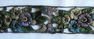 Antique/vintage Length Of Silk Embroidered Ribbon Trim Passementerie Lace 35 "