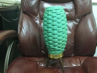 Vintage plastic Basket Weave Beehive Tripod Lamp Atomic Mid Century Modern MCM 8