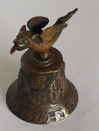 Antique Of 1669’s Bronze HAND BELL With A Flying Bird & Engraved Fighting Horses 7