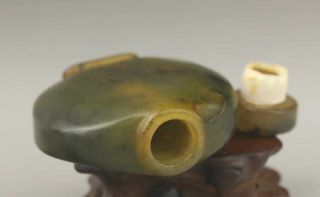 Chinese old snuff bottle hand - carved jade statue snuff bottle 4