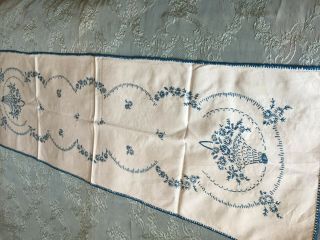 Vintage Hand - Embroidered Table Runner