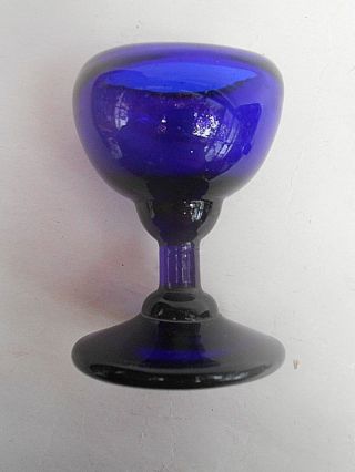 Early 20th C.  Cobalt Blue Glass Freeblown Pedestal Eye Bath/cup (6.  5 Cms) L