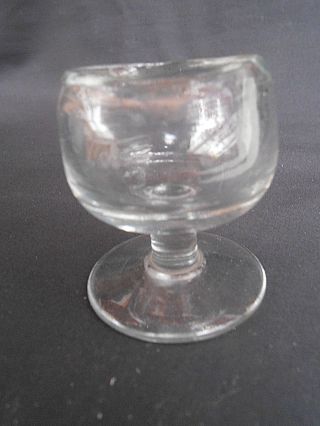 Squat Early 20th C.  Clear Glass Freeblown Eye Wash Bath/cup (only 1.  85 " High) M