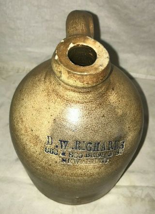 ANTIQUE QUART SALT GLAZE ADV JUG D.  W.  RICHARDS NEWARK NJ VINTAGE STONEWARE CROCK 2