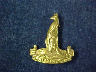 Rare Orig Ww2 Cap Badge " Kangaroo " 1st Canadian Armoured Carrier Regiment 1cacr