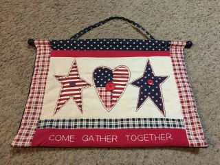 Russ Berrie & Co.  Americana Patriotic Quilted Wall Hanging 11.  5” X 16”
