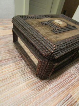 , ANTIQUE,  LARGE Chip Carved Tramp Art folk Box / Cigar chest / 6 Mirror c1900 3