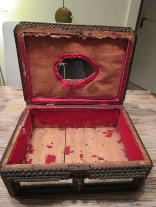 , ANTIQUE,  LARGE Chip Carved Tramp Art folk Box / Cigar chest / 6 Mirror c1900 7