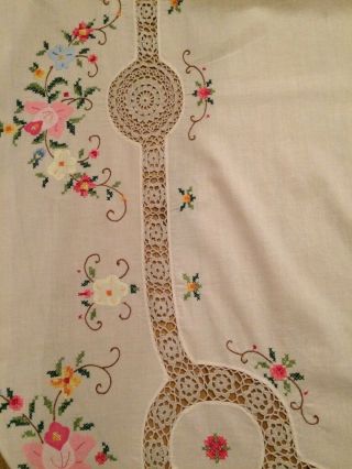 VINTAGE TABLECLOTH GORGEOUS HAND EMBROIDERY HAND CROCHET LACE 100x 68 In 4