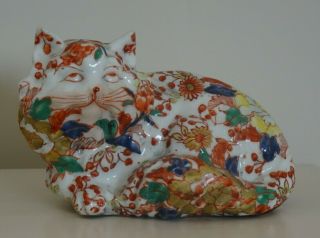 Antique Chinese Hand Painted Imari Porcelain Cat Figurine