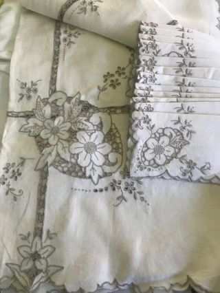 Exquisite Vintage Ecru Cotton Embroidered Cut Work Linen Tablecloth &12 Napkins