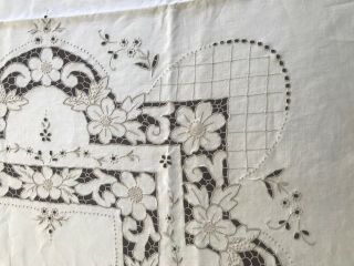Exquisite Vintage ecru cotton embroidered cut work Linen tablecloth &12 napkins 4