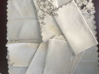 Exquisite Vintage ecru cotton embroidered cut work Linen tablecloth &12 napkins 8