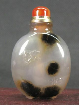 Chinese Small Butterfly Flower Carved Natural Agate Snuff Bottle